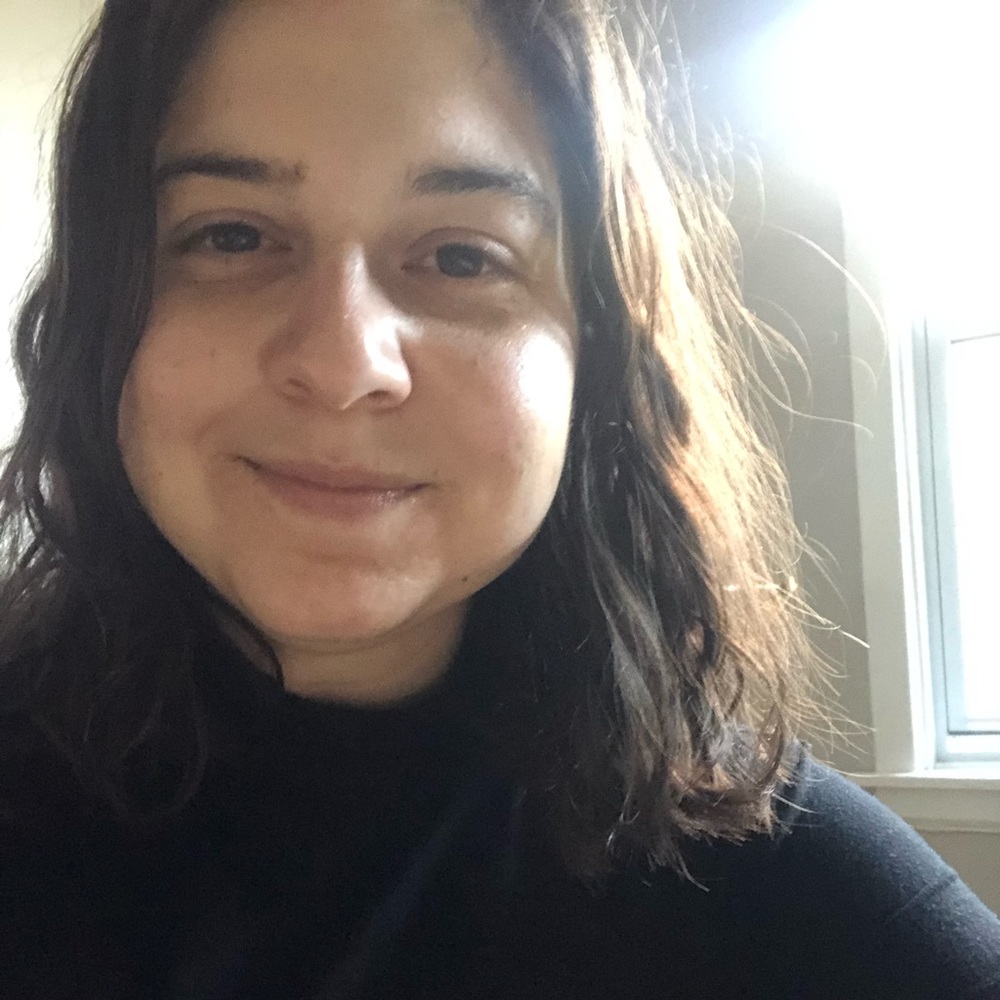 Meet your Posher, Alejandra